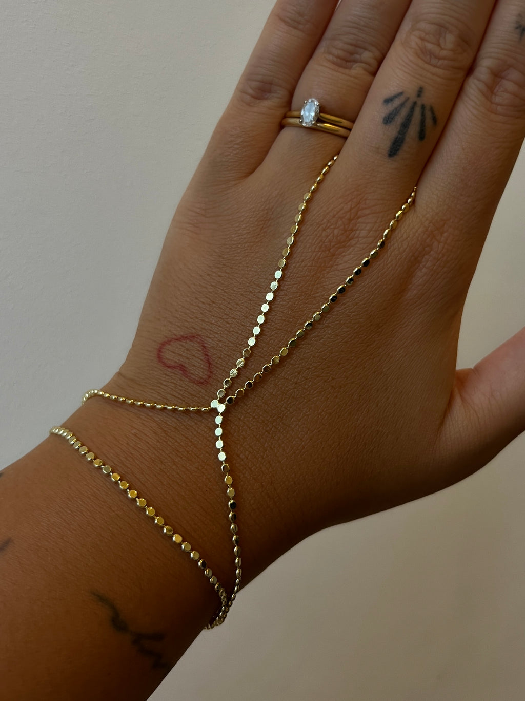Serenelle Dot Hand Chain – 14K Gold Plated