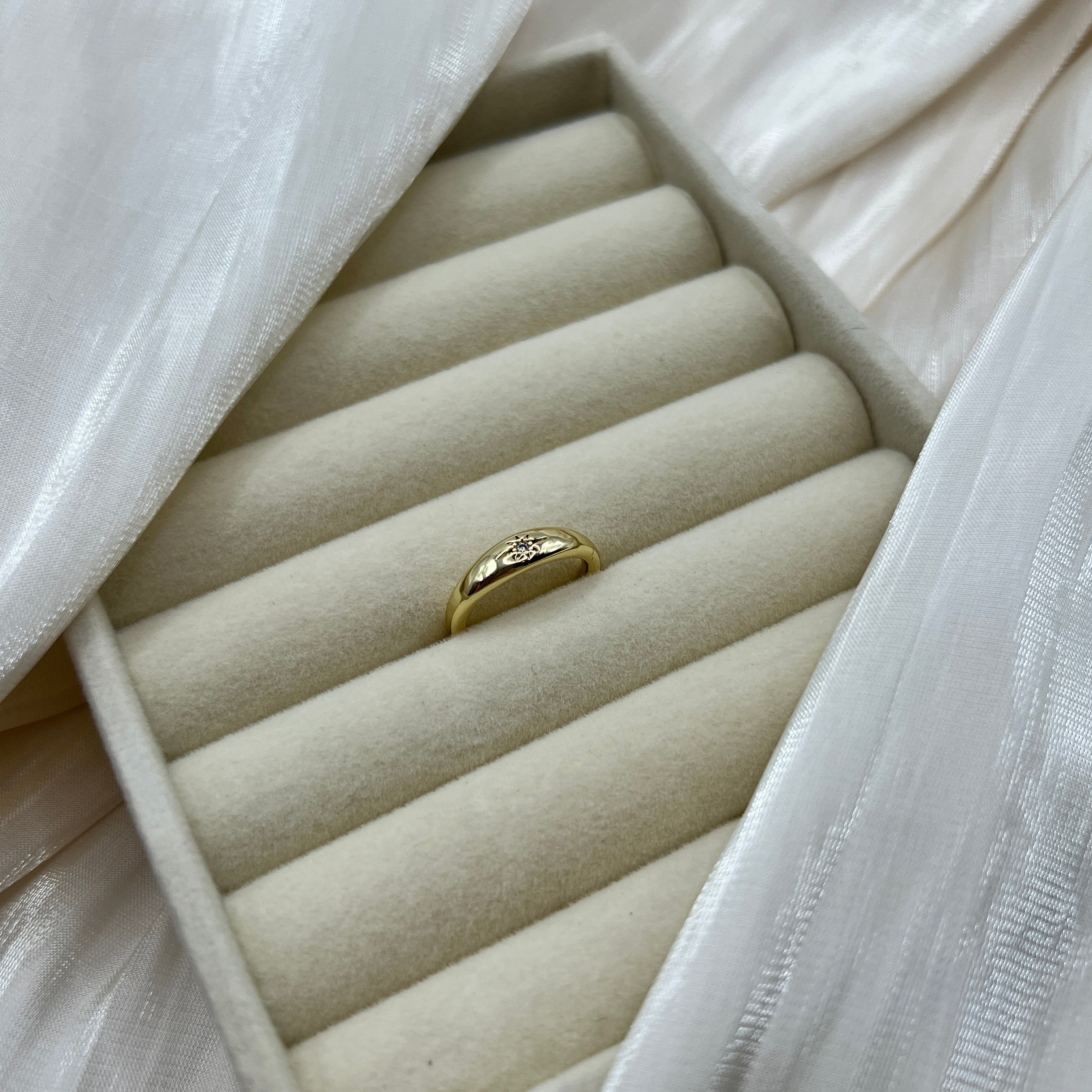 Aurielle Starburst Ring – 14K Gold Plated