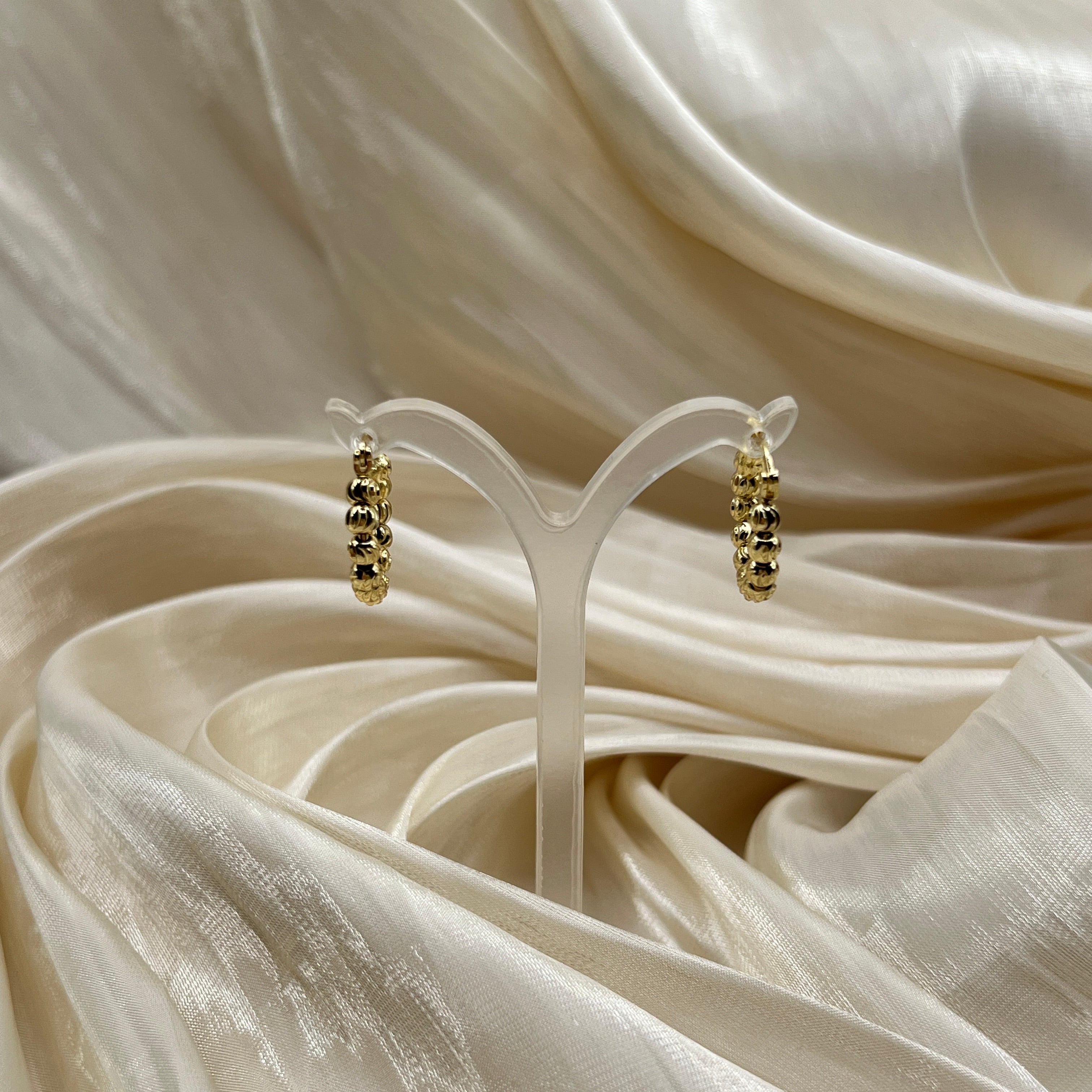 Beaded Hoop Earrings Gold – Aria