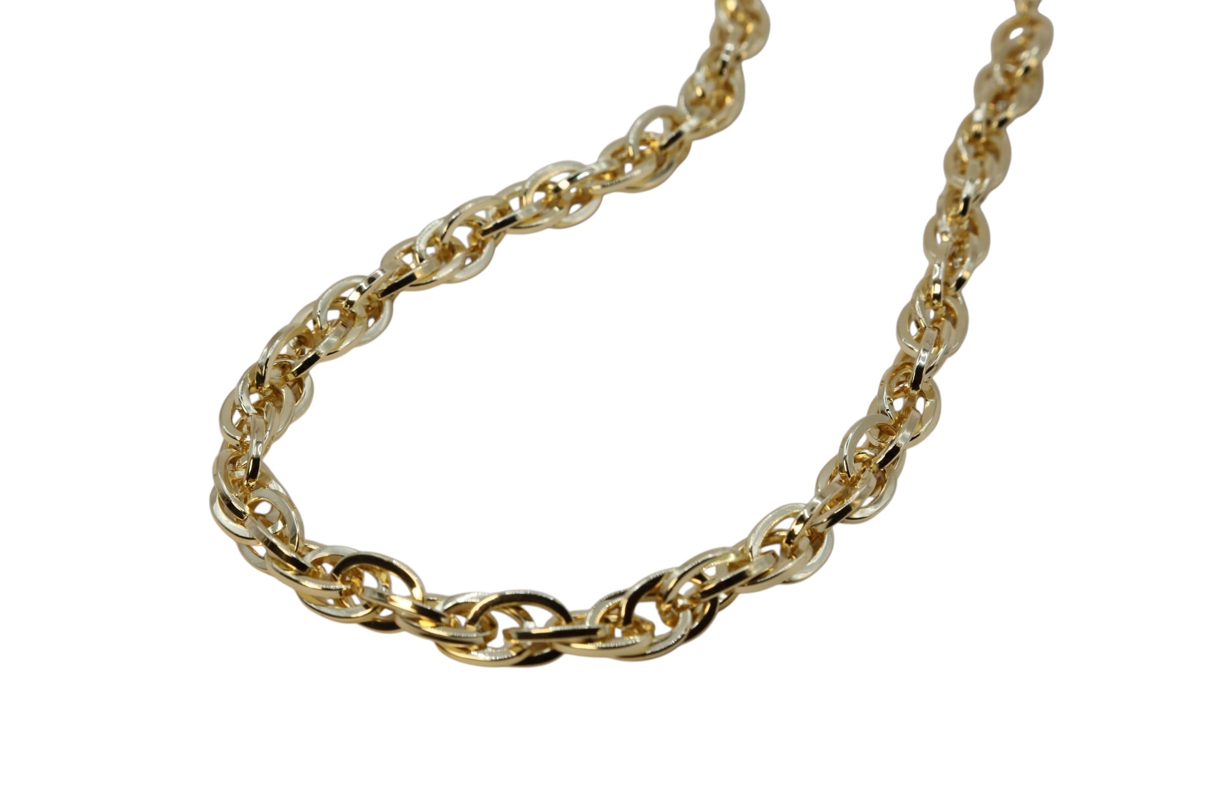 Bold Interlock Chain Necklace – Caelora | 14K Gold Plated