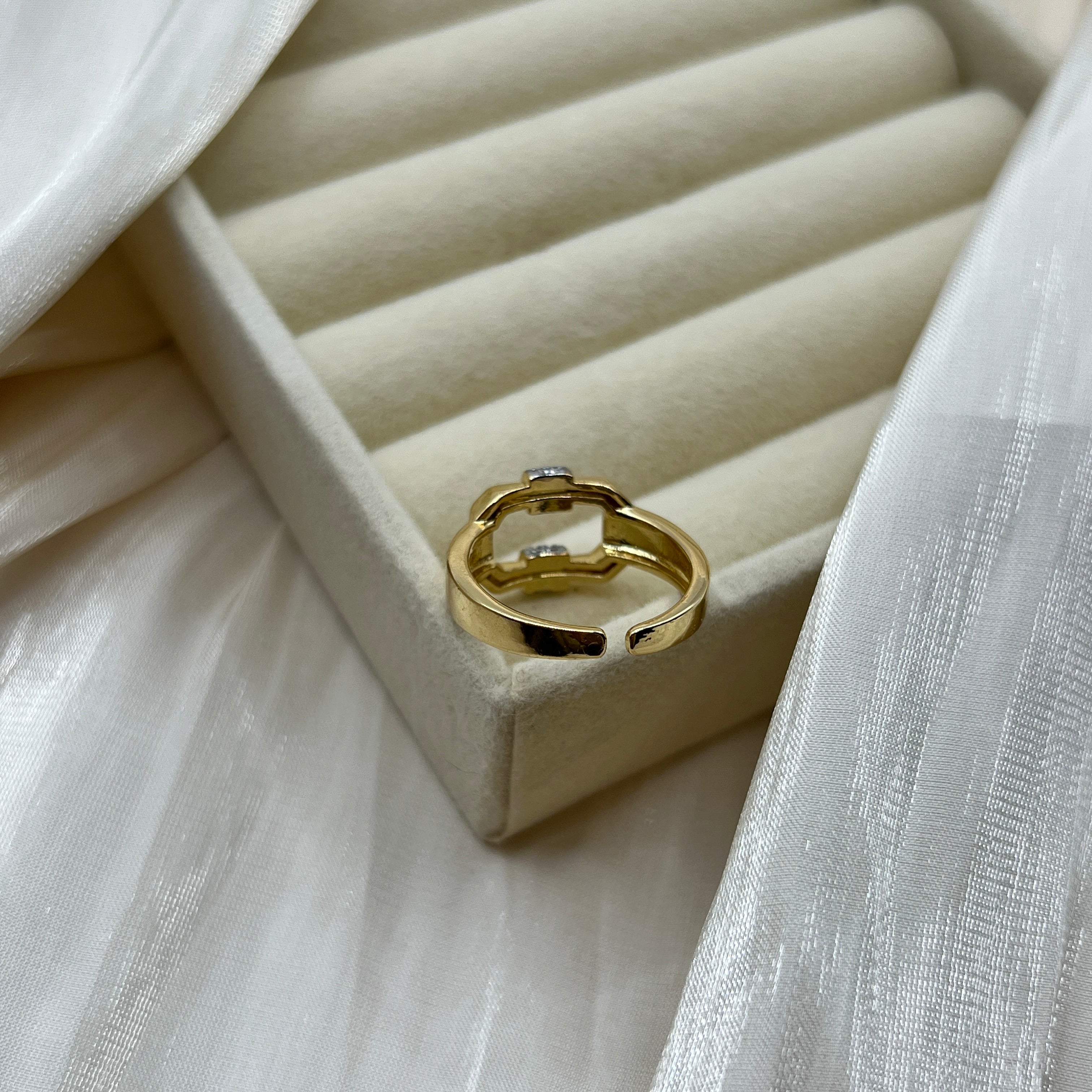 Gold Plated Geometric Link Ring – Aria
