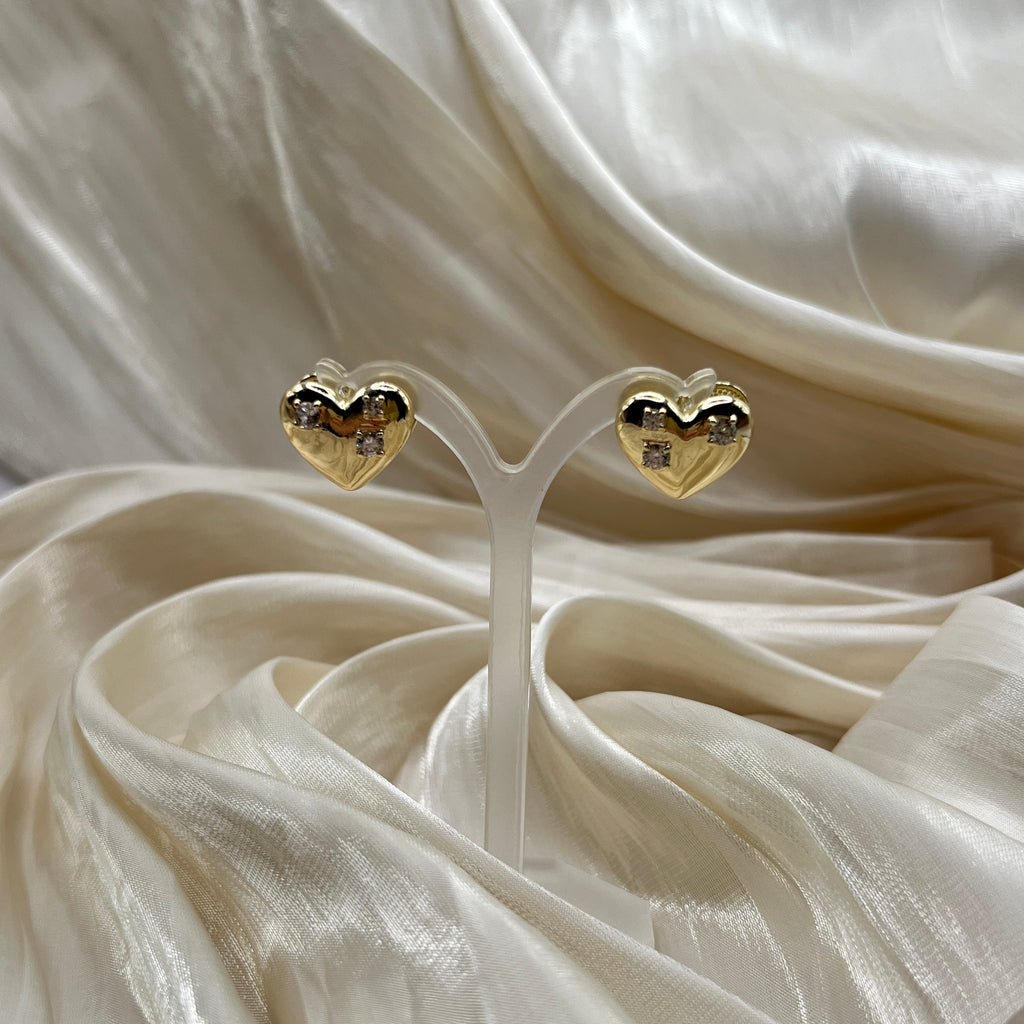 Heart Stone Stud Earrings Gold – Amelisse