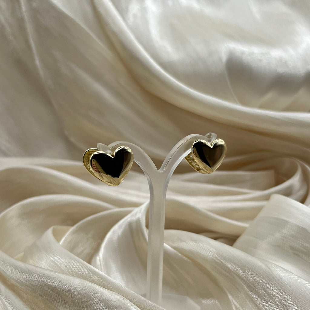 Heart Stone Stud Earrings Gold – Amelisse