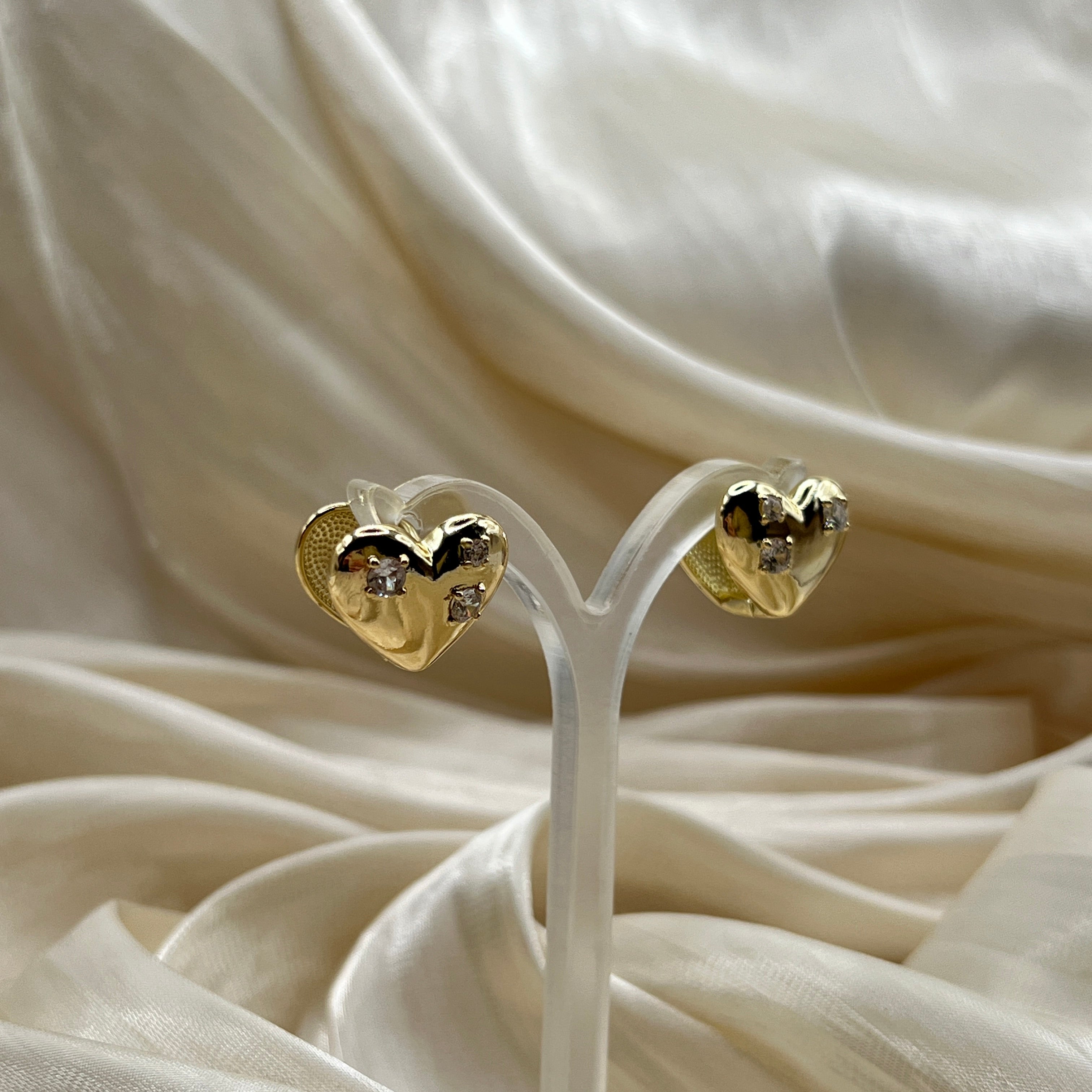 Heart Stone Stud Earrings Gold – Amelisse