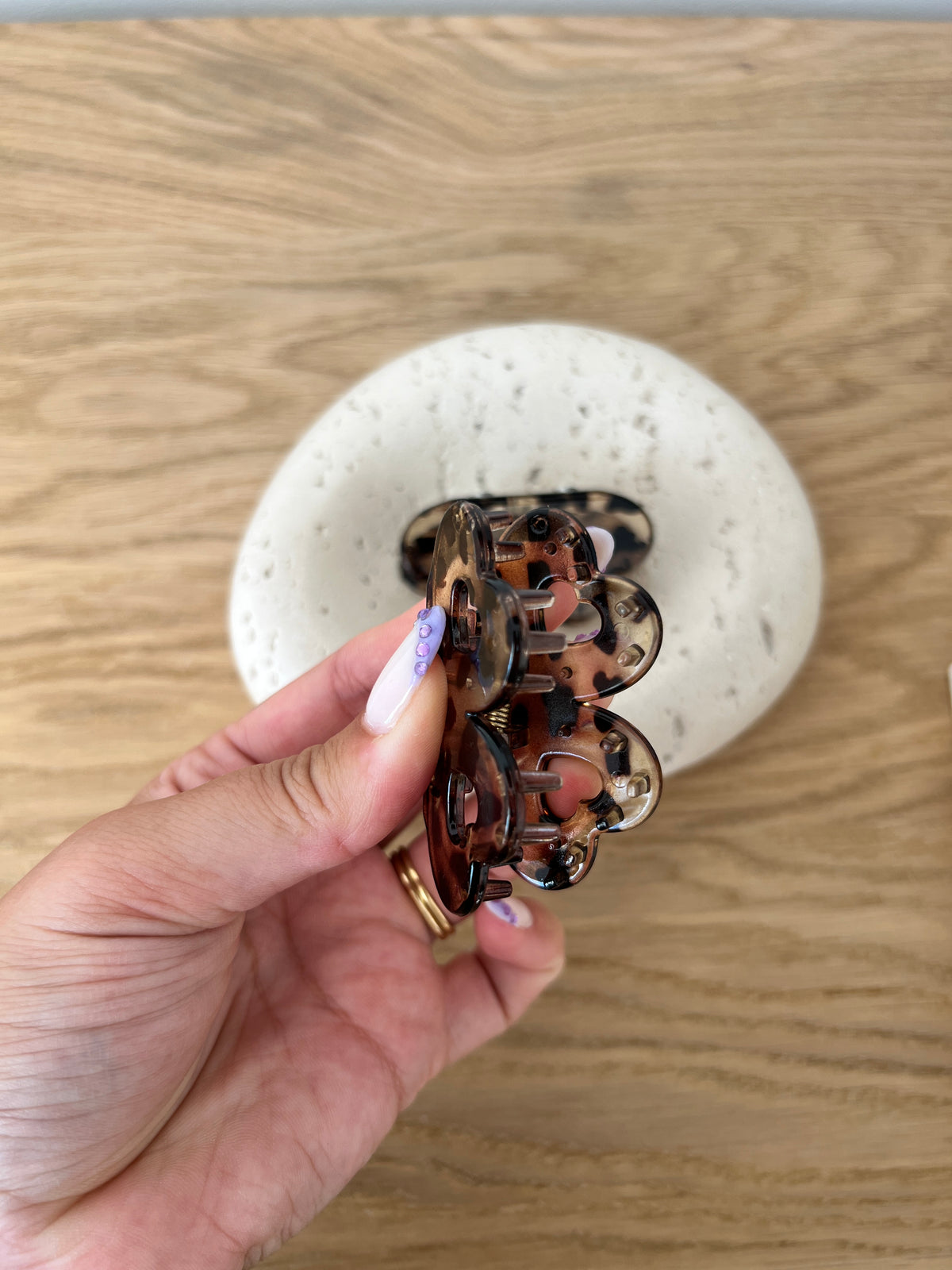 Clover Magnetic Hair Clip