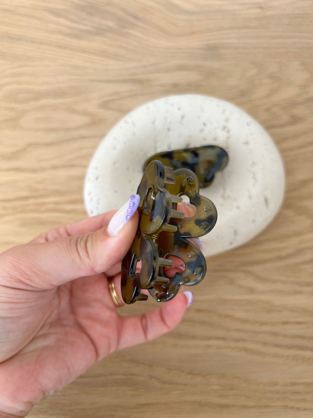 Clover Magnetic Hair Clip