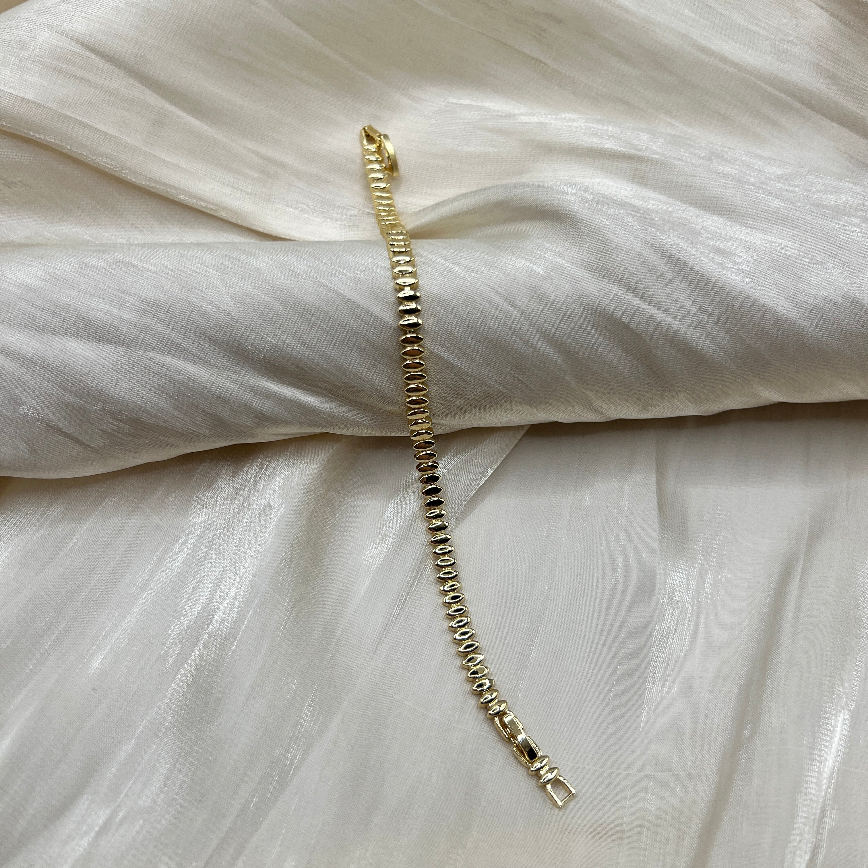 Minimal Gold Link Bracelet – Noa | 14K Gold Plated