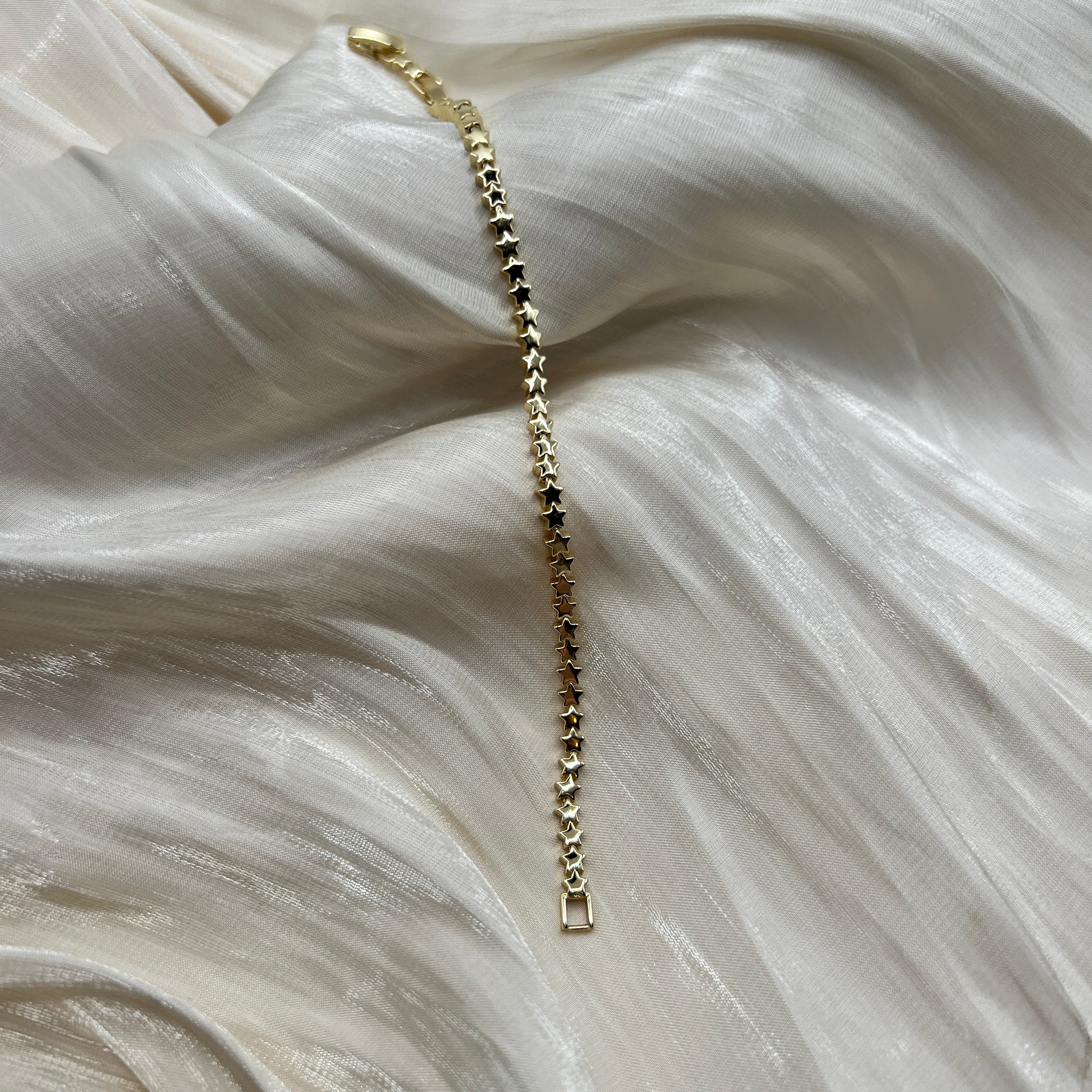 Minimal Star Chain Gold Bracelet – Serisse | 14K Gold Plated