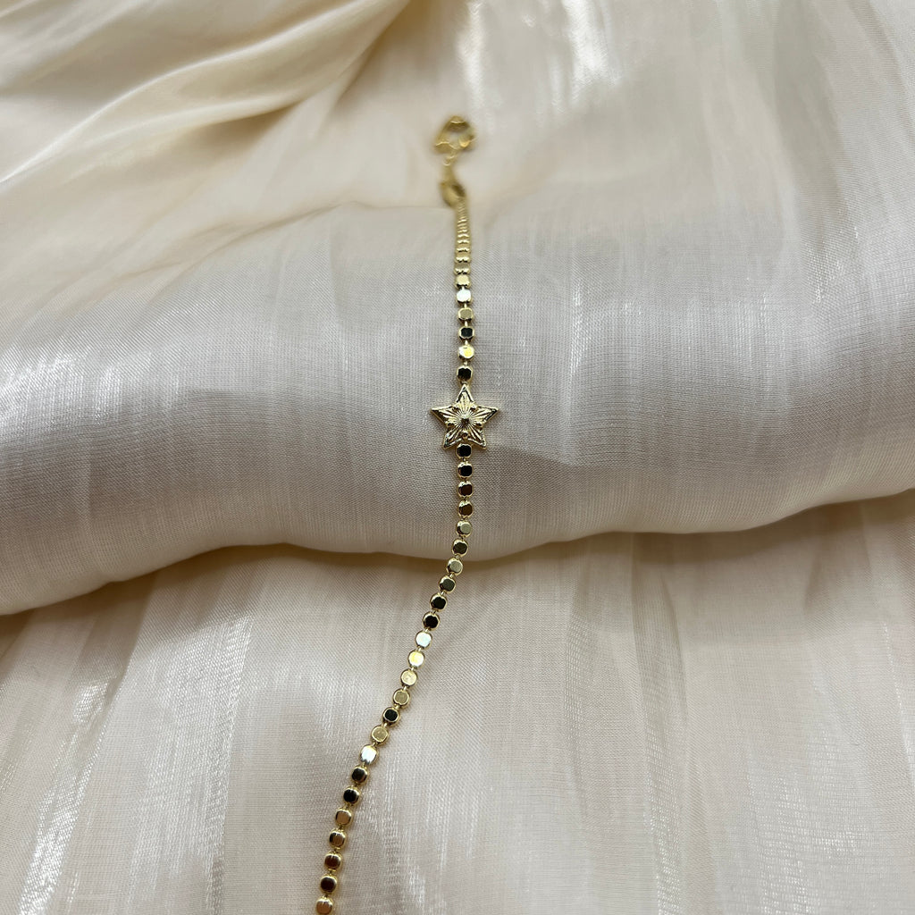 Minimal Star Gold Bracelet – Amora | 14K Gold Plated