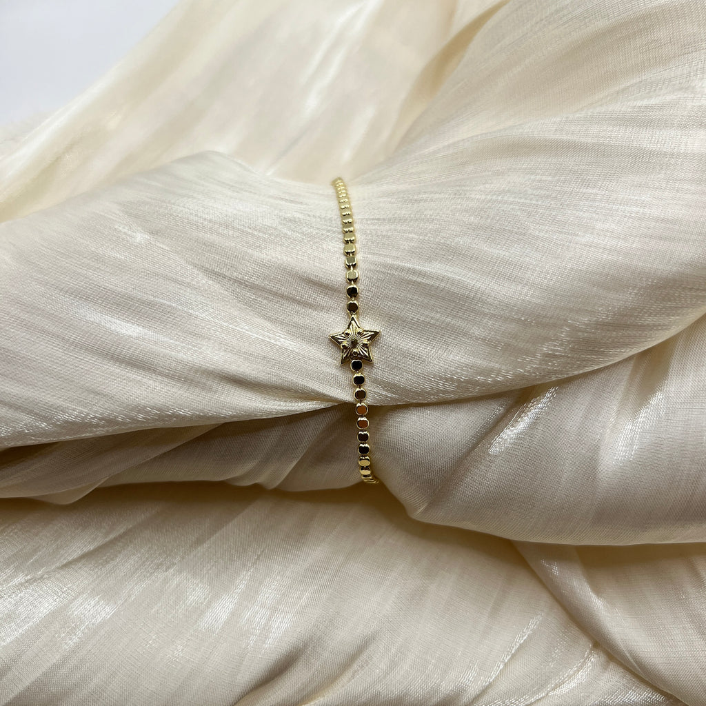 Minimal Star Gold Bracelet – Amora | 14K Gold Plated