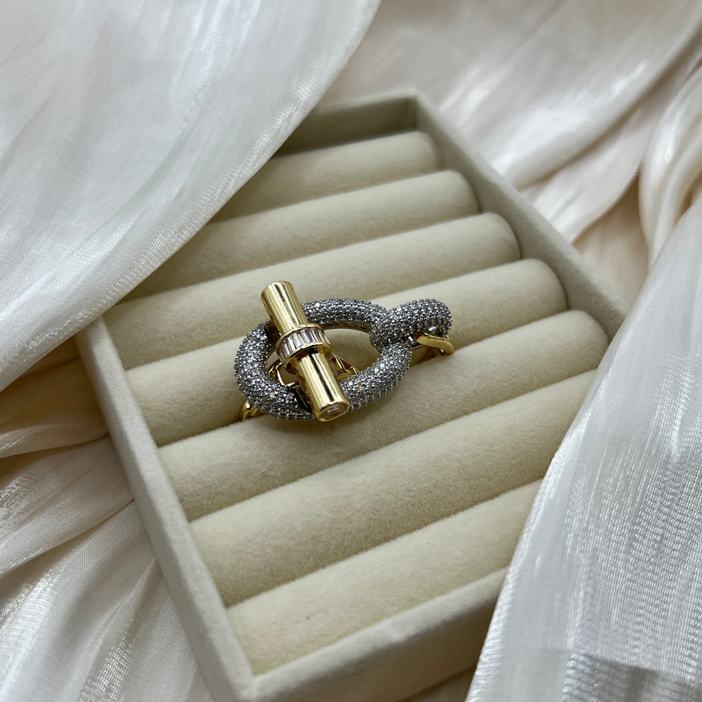 Pavé Knot Adjustable Ring – Xavienne