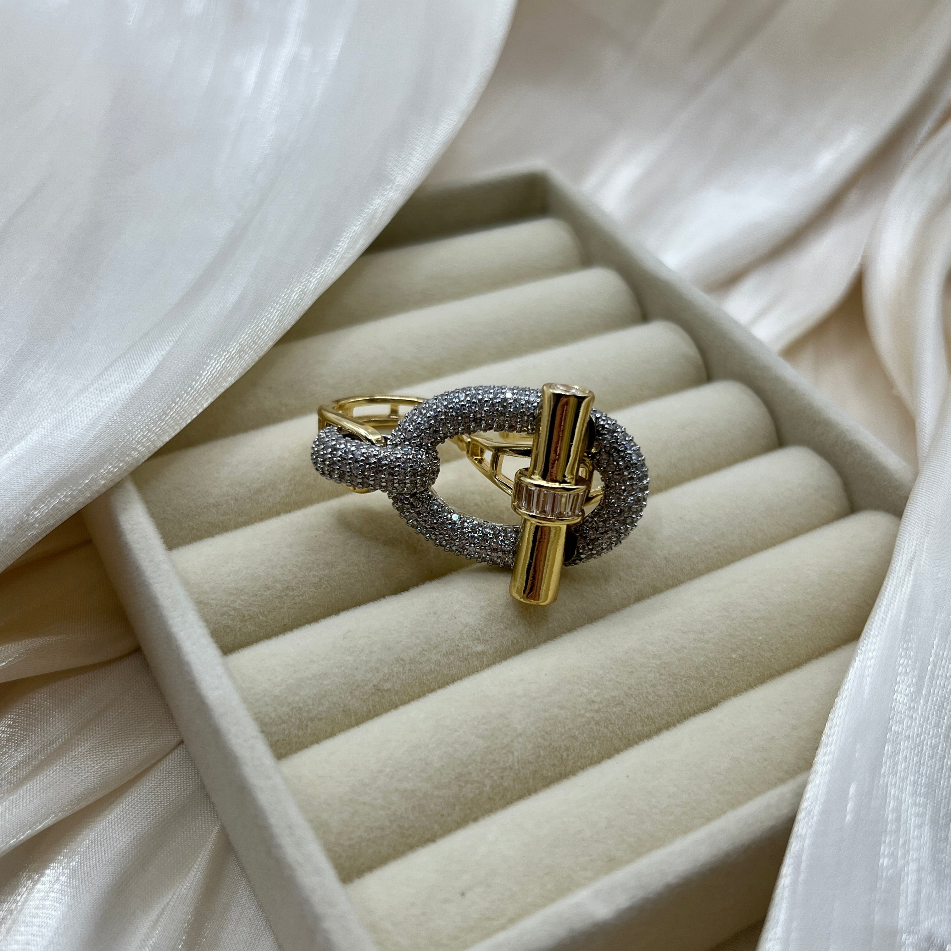 Pavé Knot Adjustable Ring – Xavienne