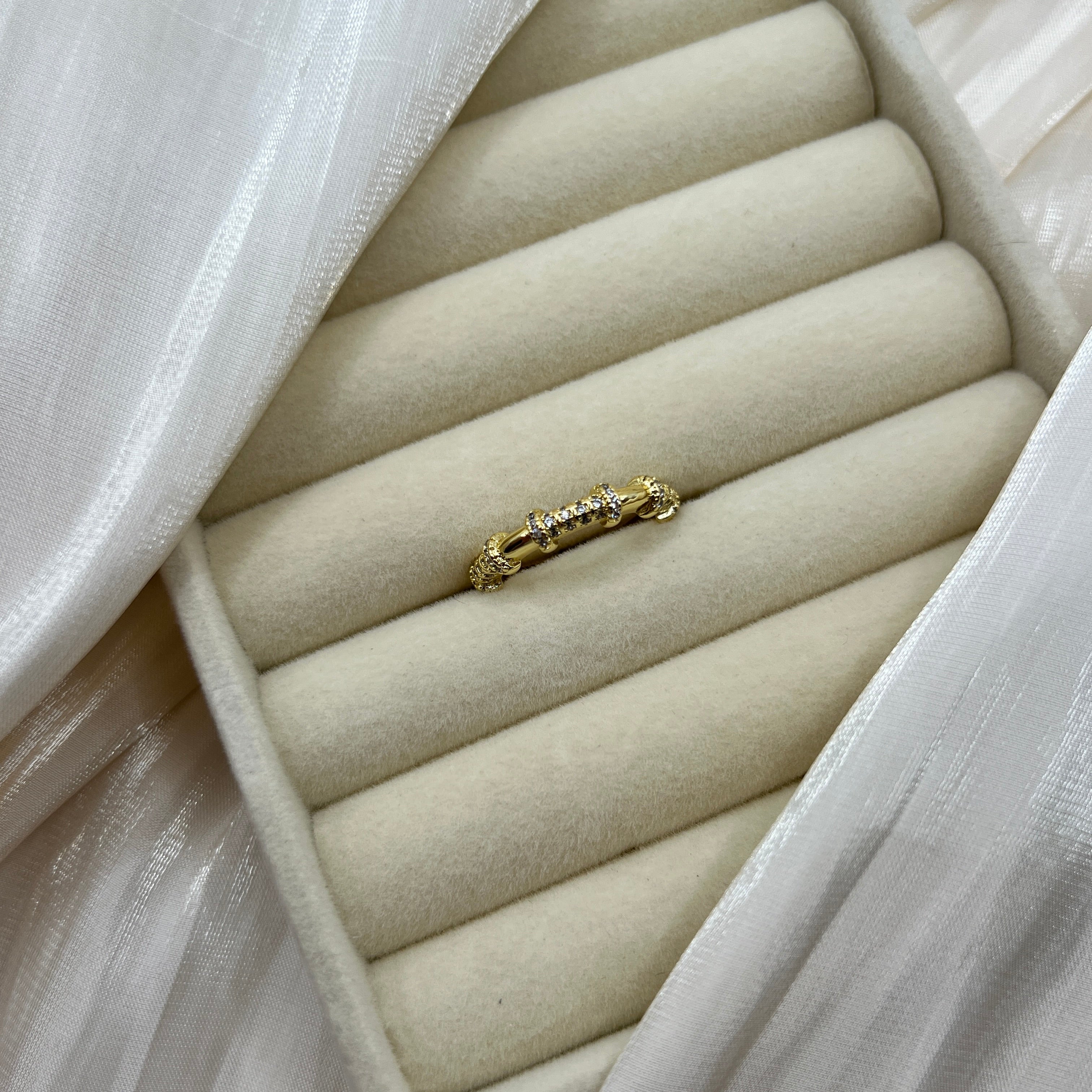 Pave Segment Adjustable Ring – Zephyra