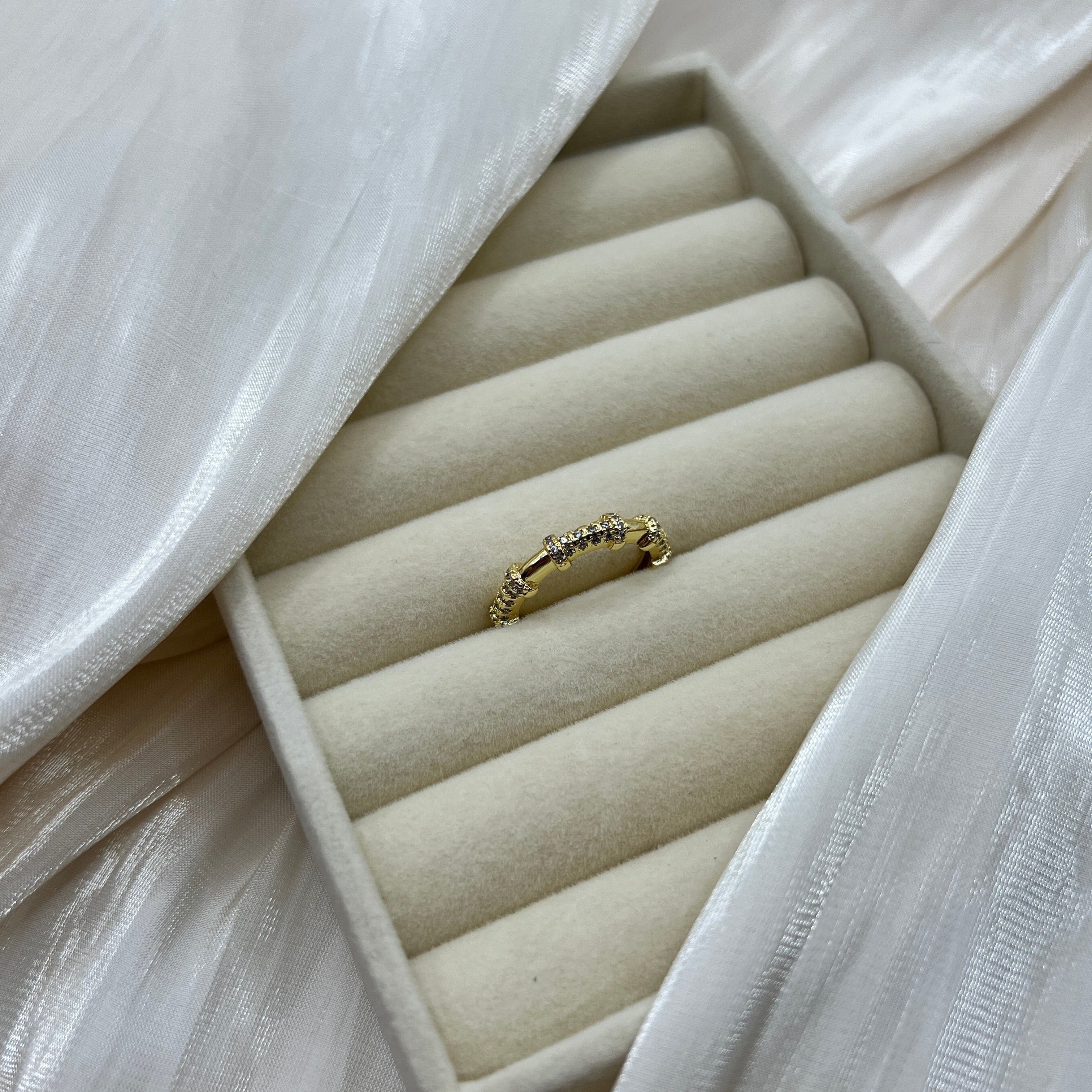 Pave Segment Adjustable Ring – Zephyra
