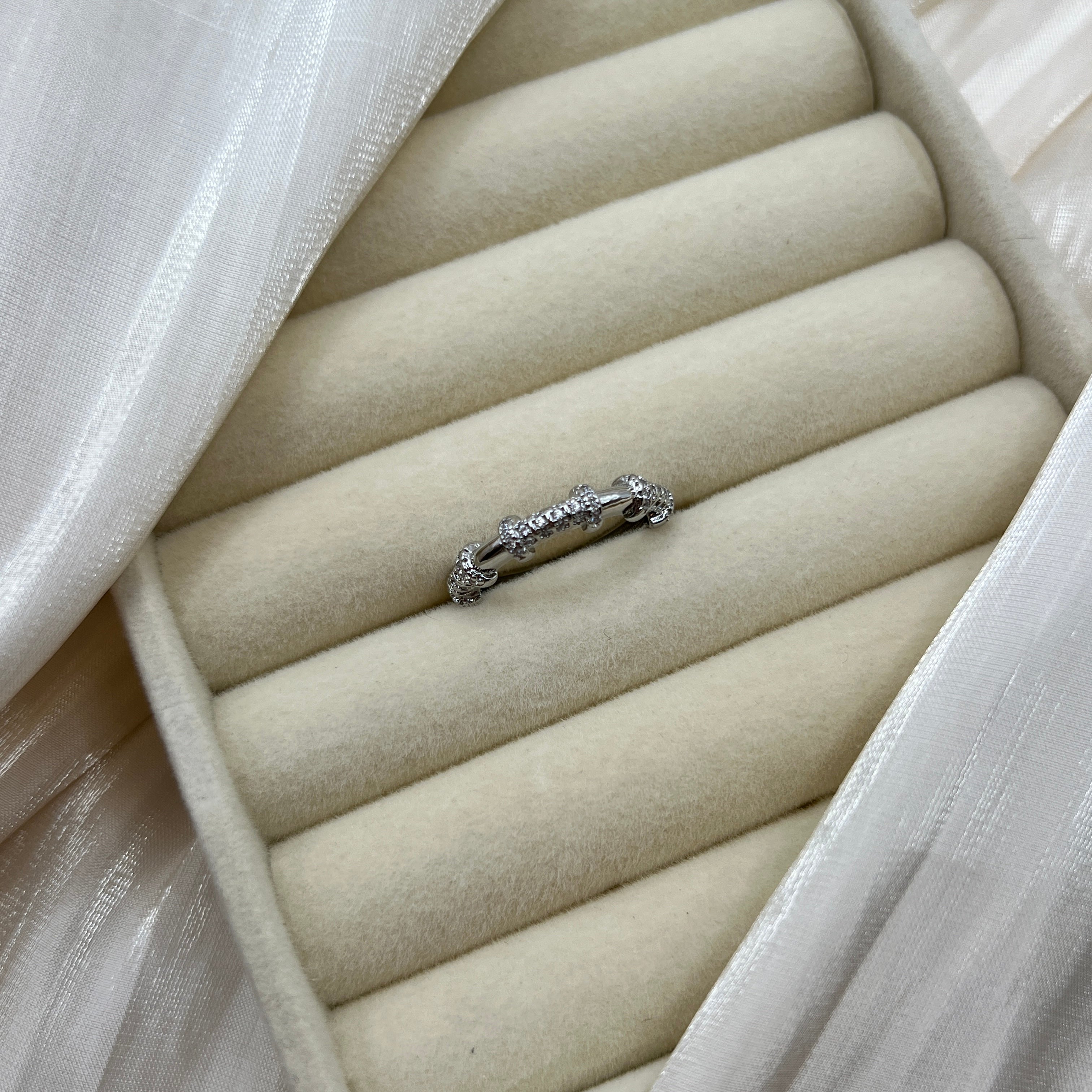 Pave Segment Adjustable Ring – Zephyra