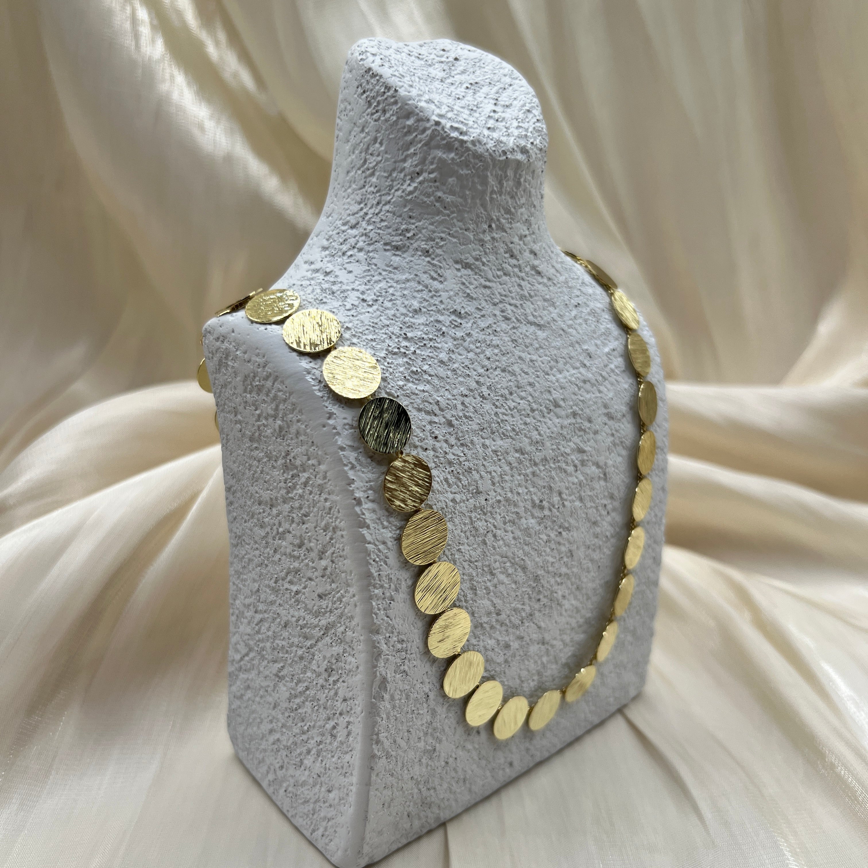 Petite Brushed Disc Necklace – Seraya | 14K Gold Plated / Silver Finish