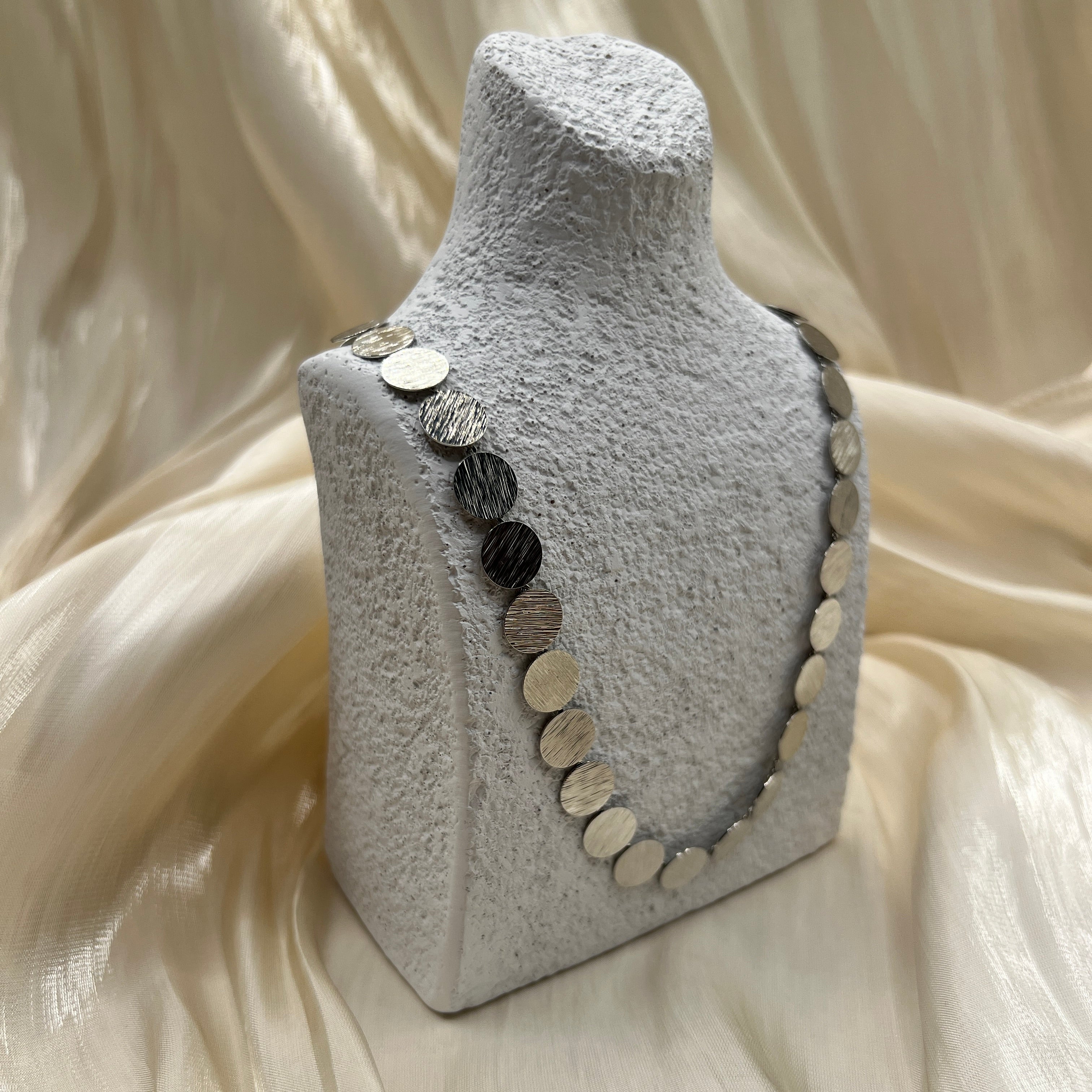 Petite Brushed Disc Necklace – Seraya | 14K Gold Plated / Silver Finish