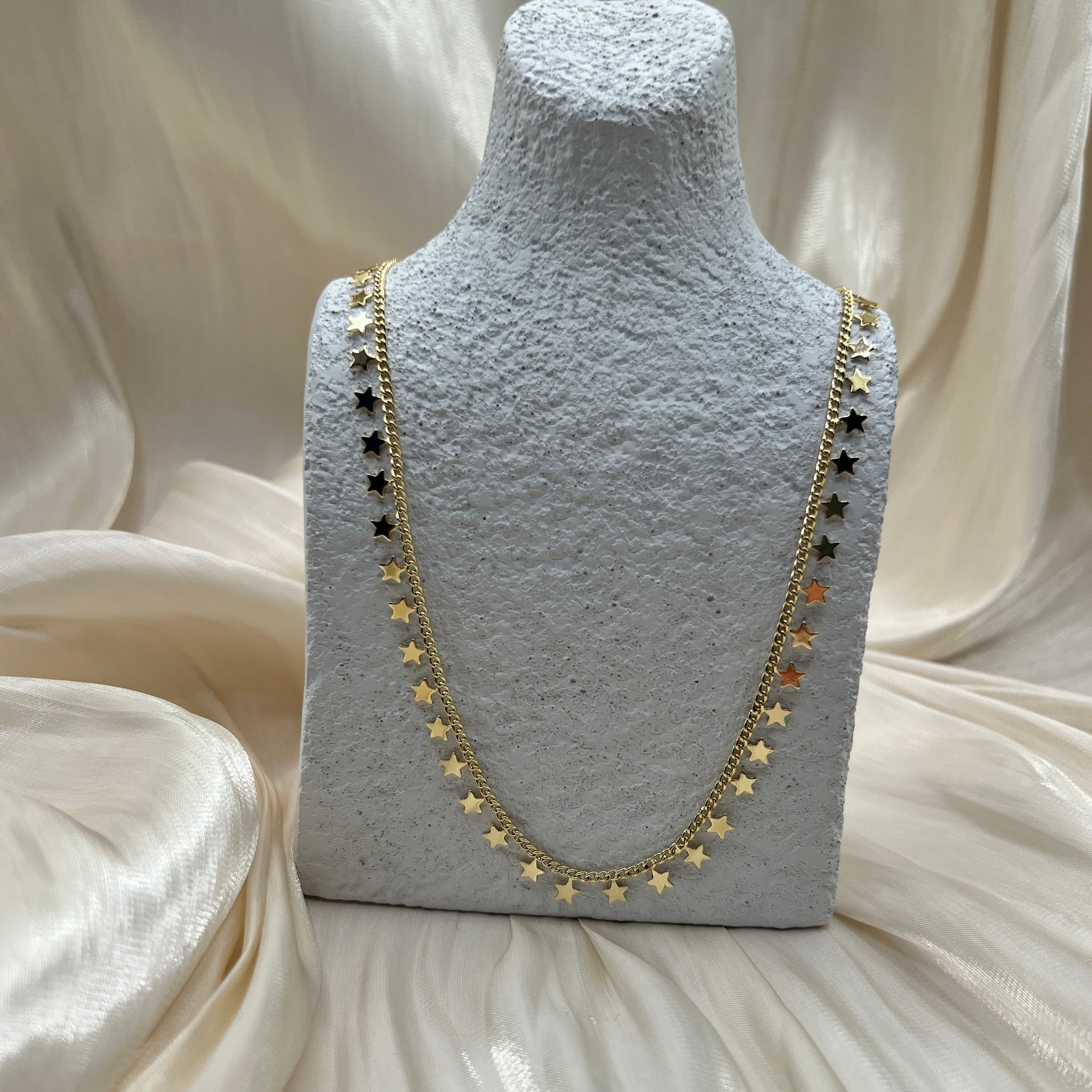 Petite Star Chain Necklace – Avelora | 14K Gold Plated