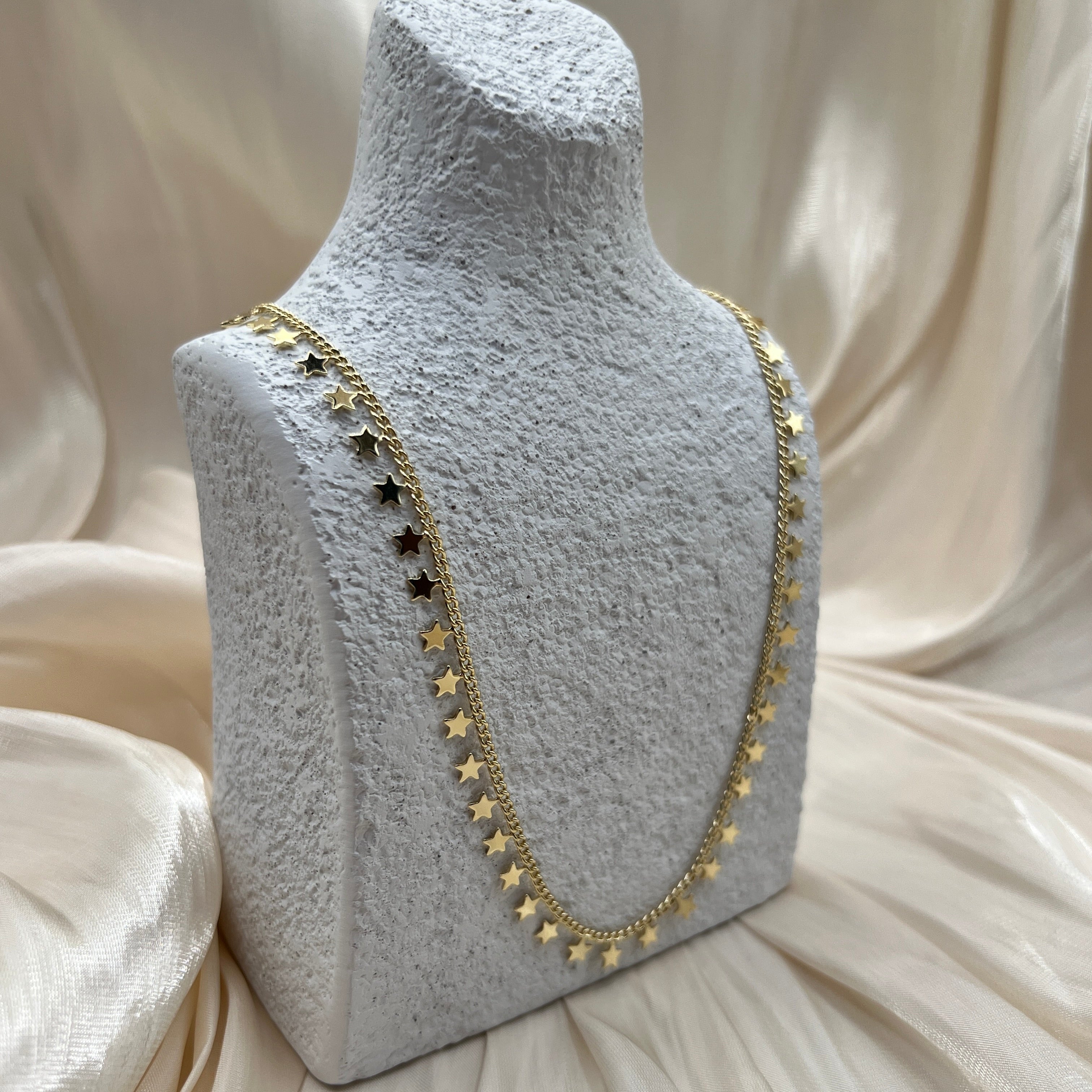 Petite Star Chain Necklace – Avelora | 14K Gold Plated
