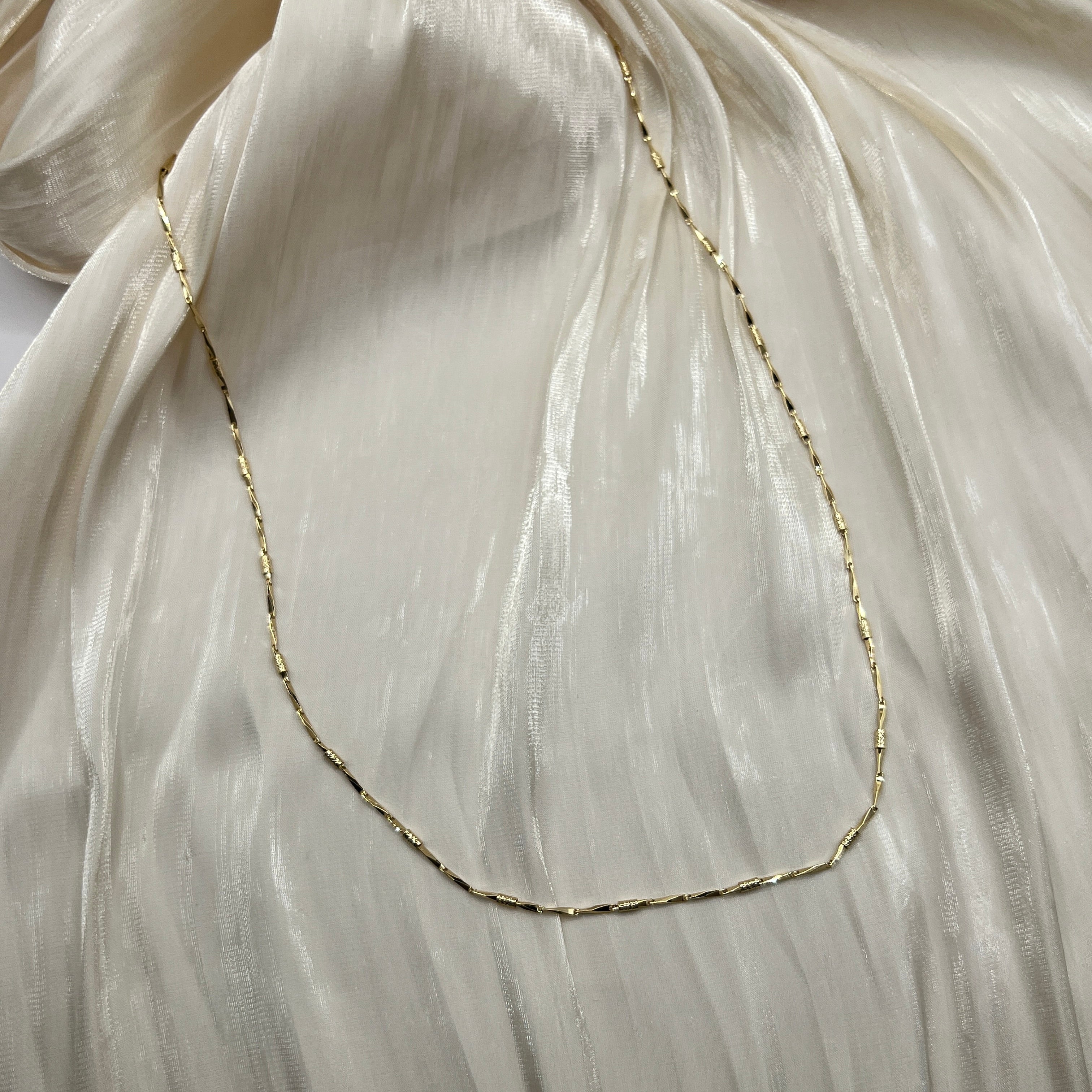 Textured Bar Chain Necklace – Lioren | 14K Gold Plated